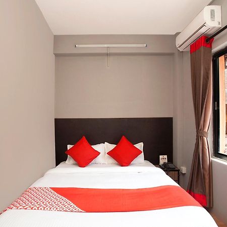 Oyo 587 Hotel Tradition Inn Kathmandu Buitenkant foto