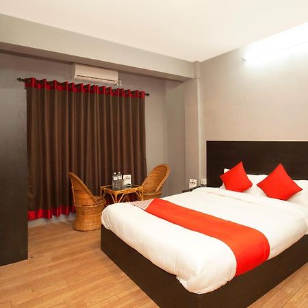 Oyo 587 Hotel Tradition Inn Kathmandu Buitenkant foto